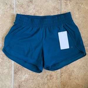 Athleta Mesh Racer Run Shorts